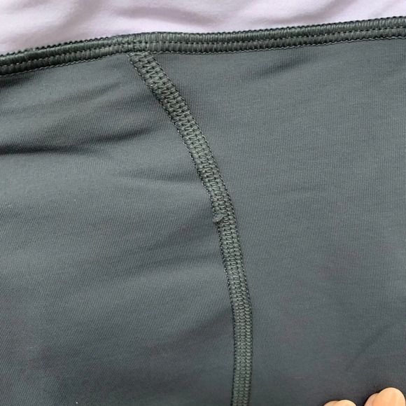 Lululemon Cropped Leggings - Picture 5 of 7
